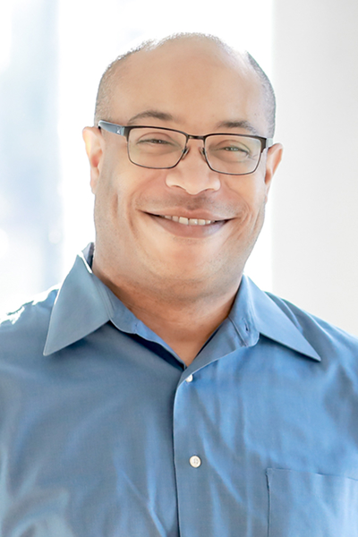 headshot of Thaddeus Houston, M.D.